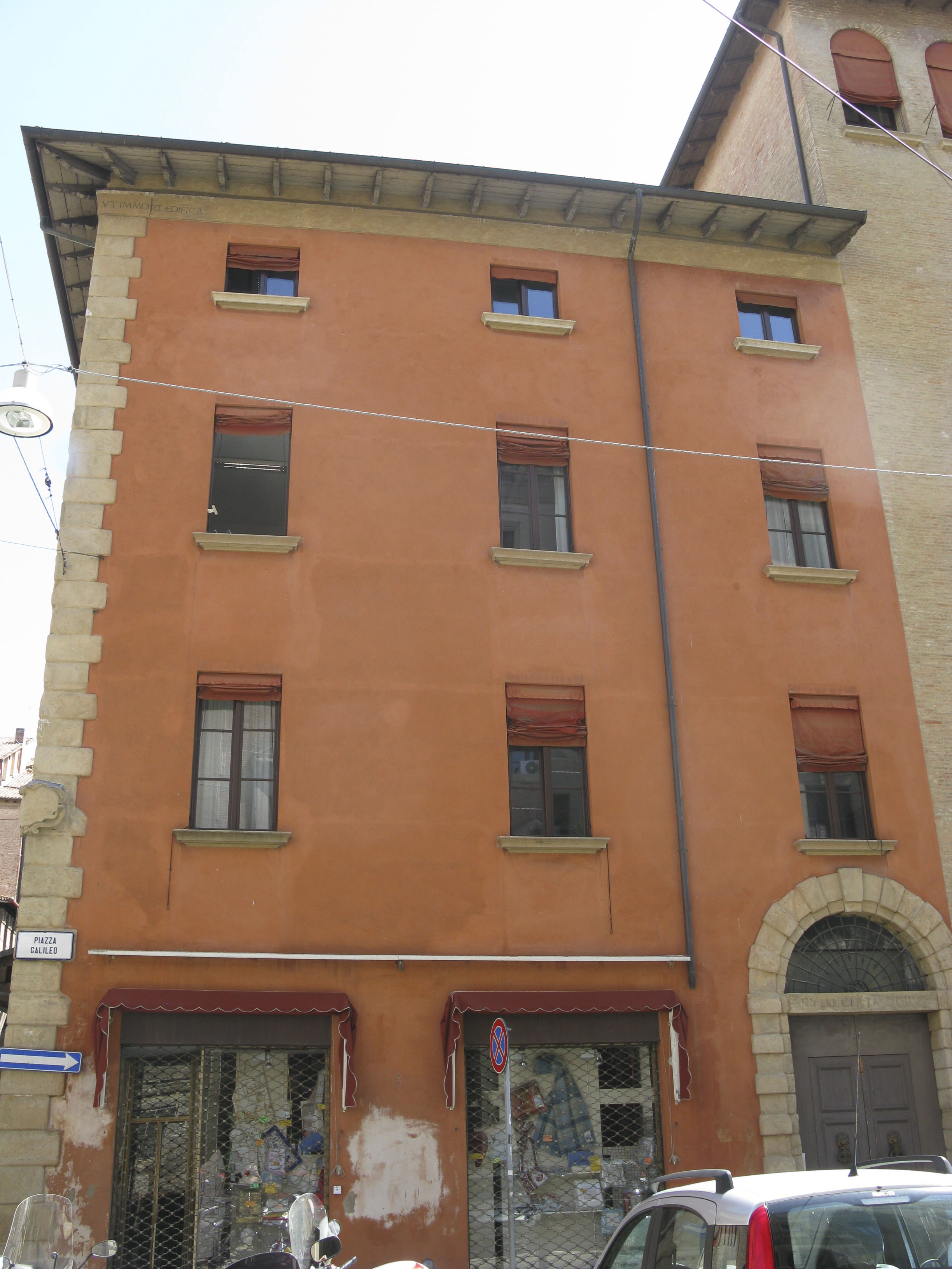 Casa del Collegio di Spagna con Torre degli Agresti