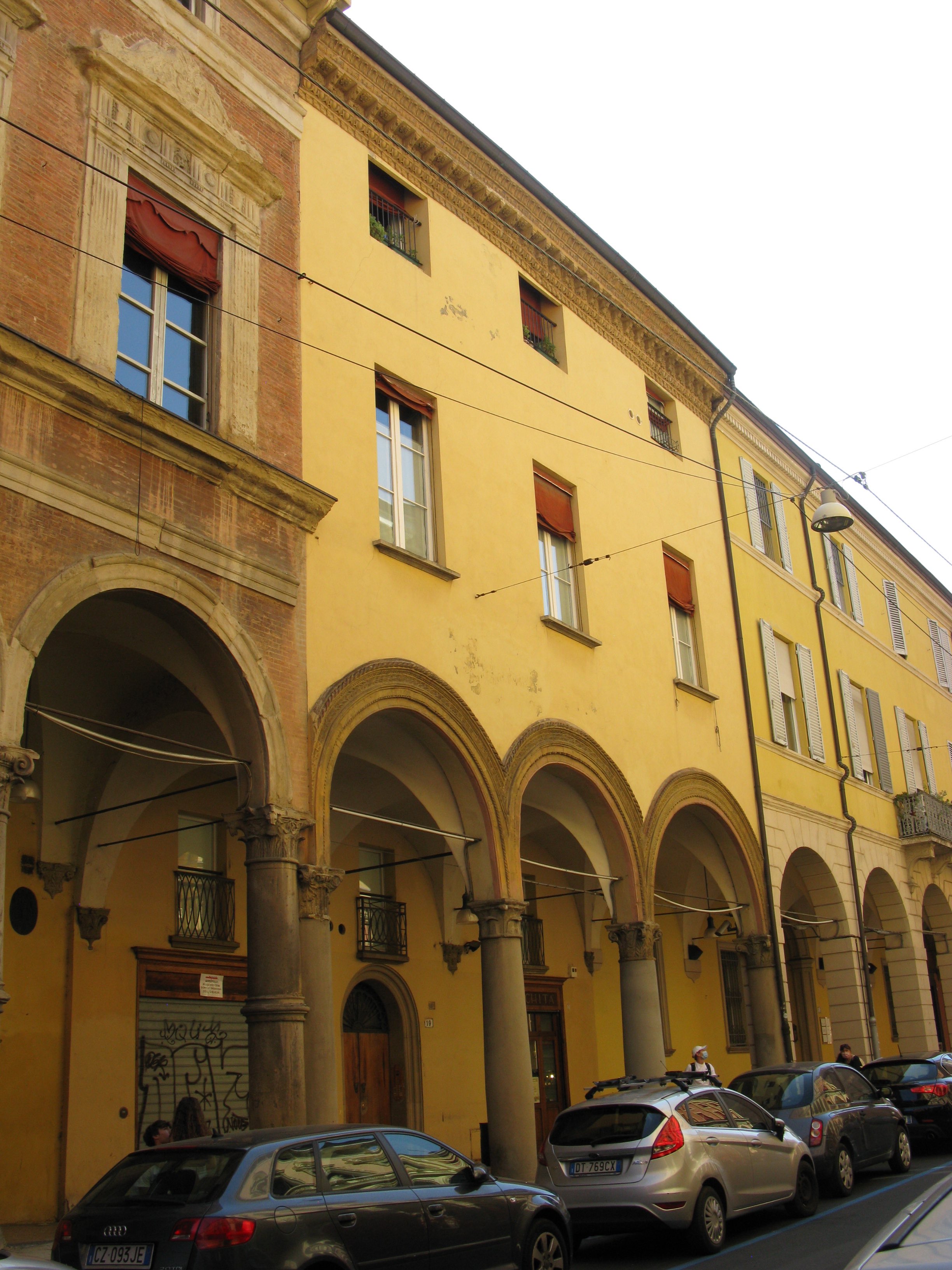 [Casa in Via Galliera, 19]
