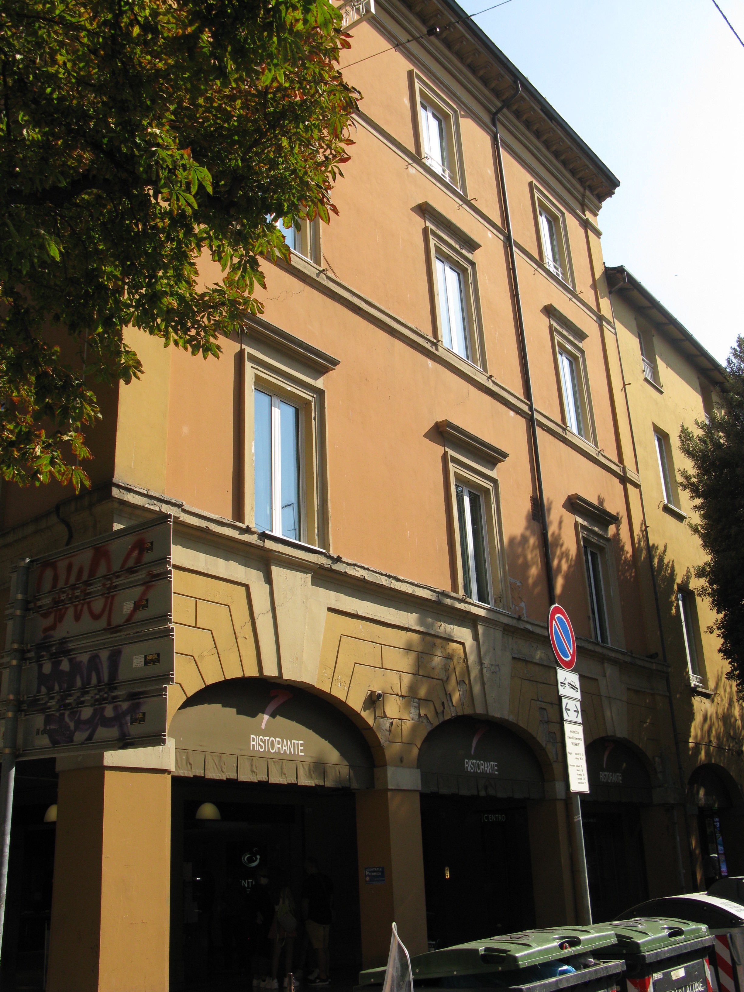 [Palazzo di Via Augusto Righi, 2]