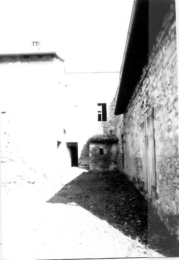 Casa in borgo Torre Jussi