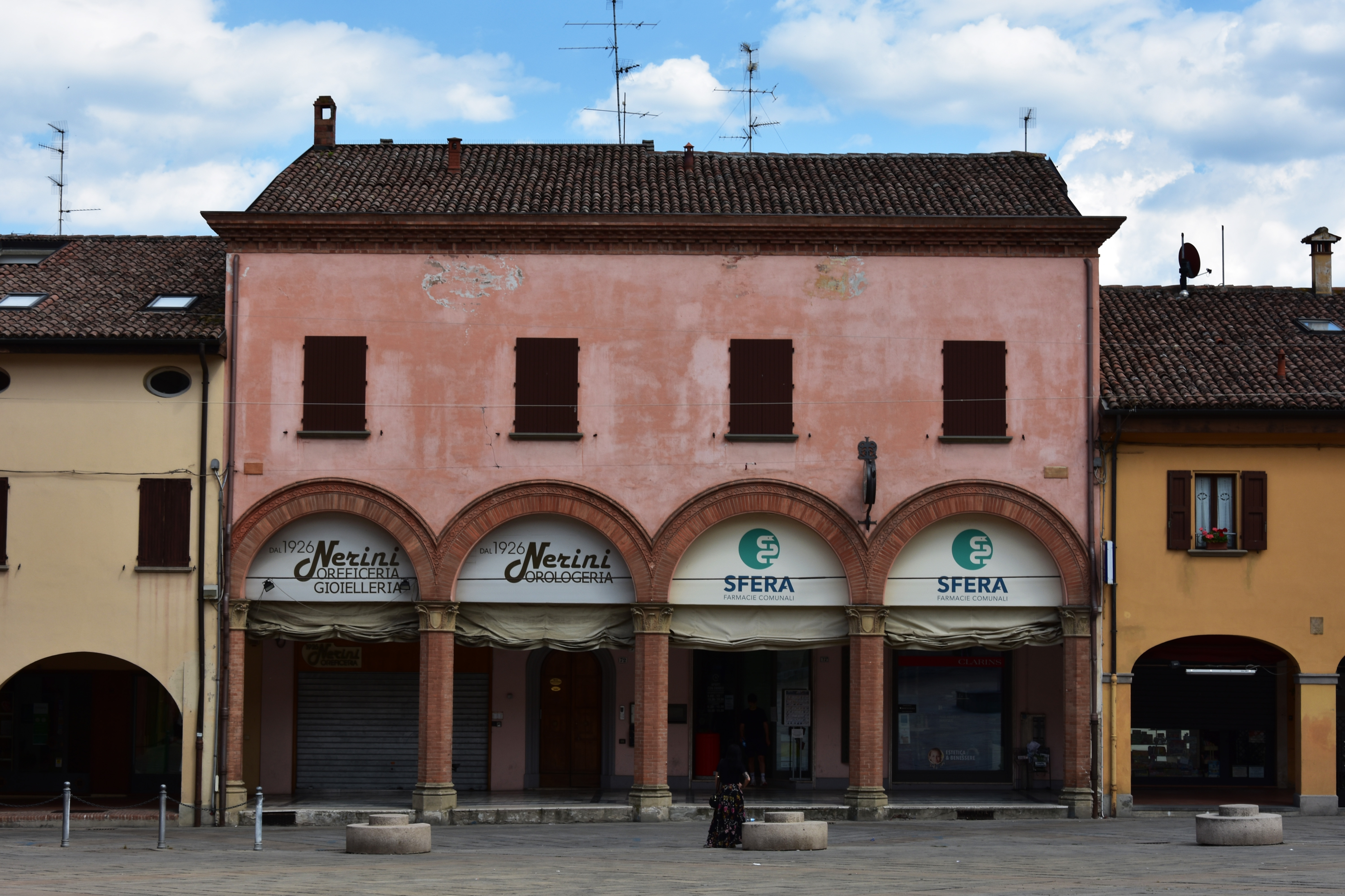 Casa con portico