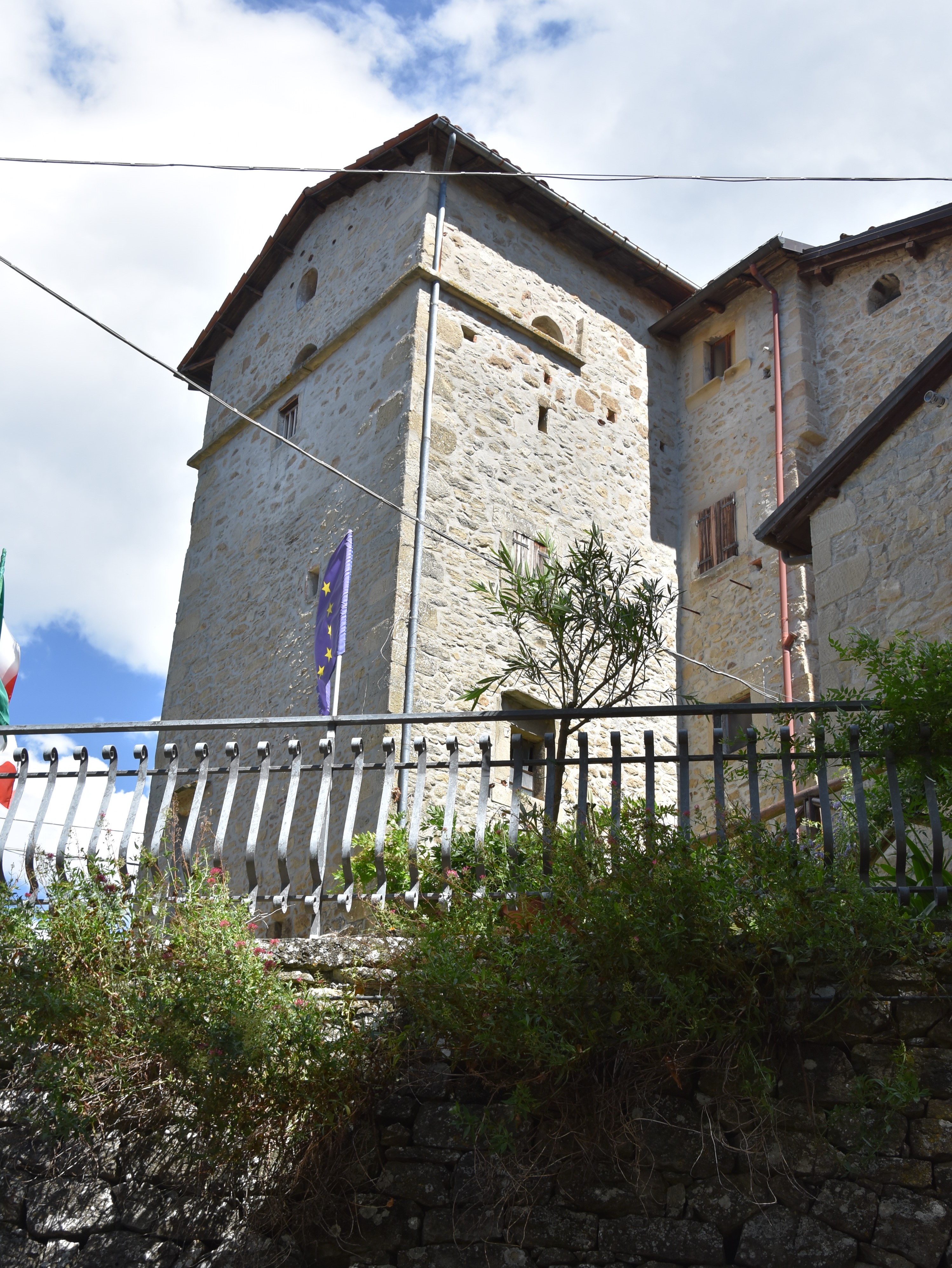 Casa Torre del Borgo La Scola