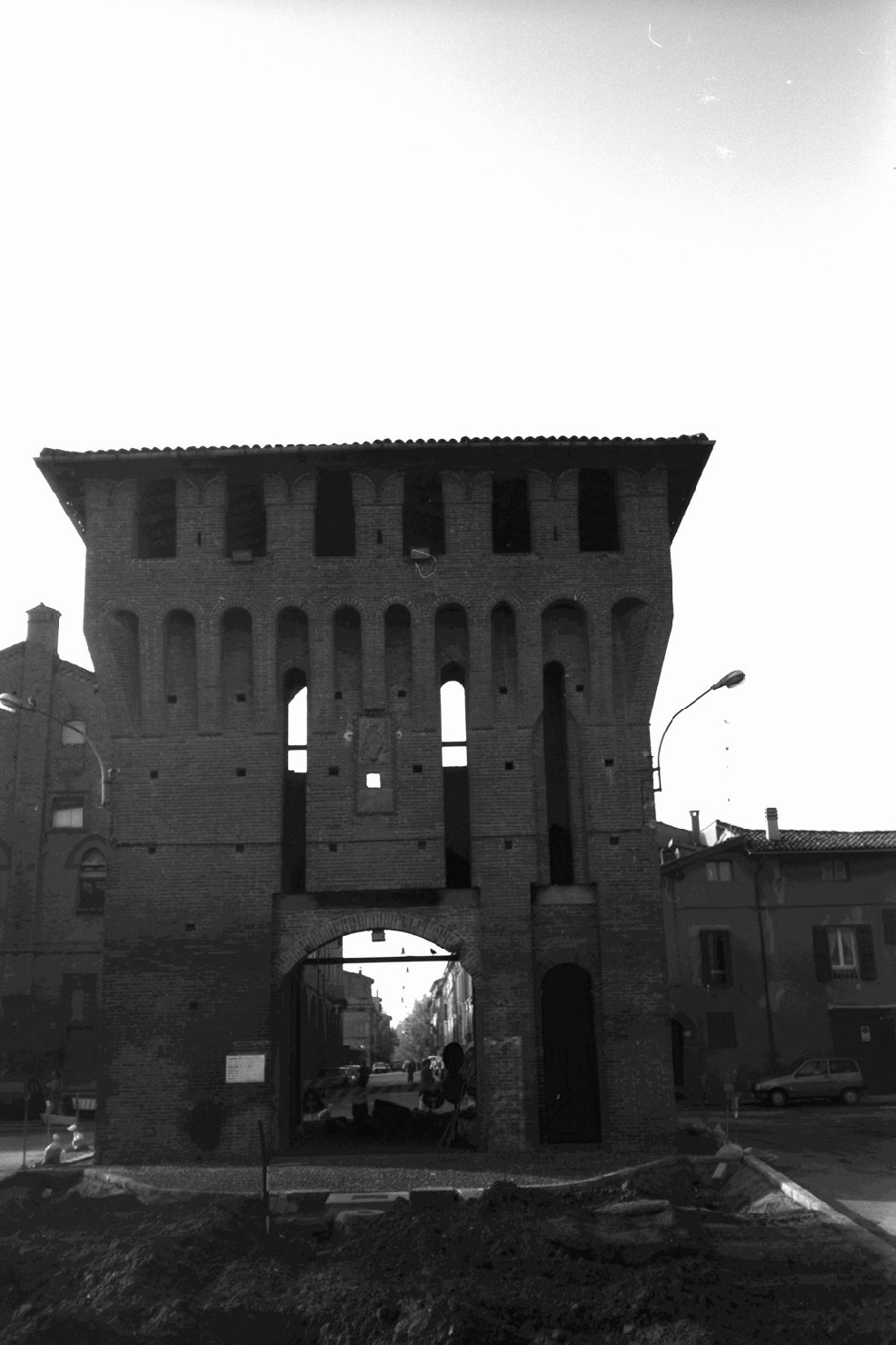 Porta Ferrara