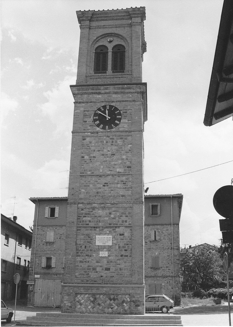 Campanile della Chiesa di San Matteo Apostolo