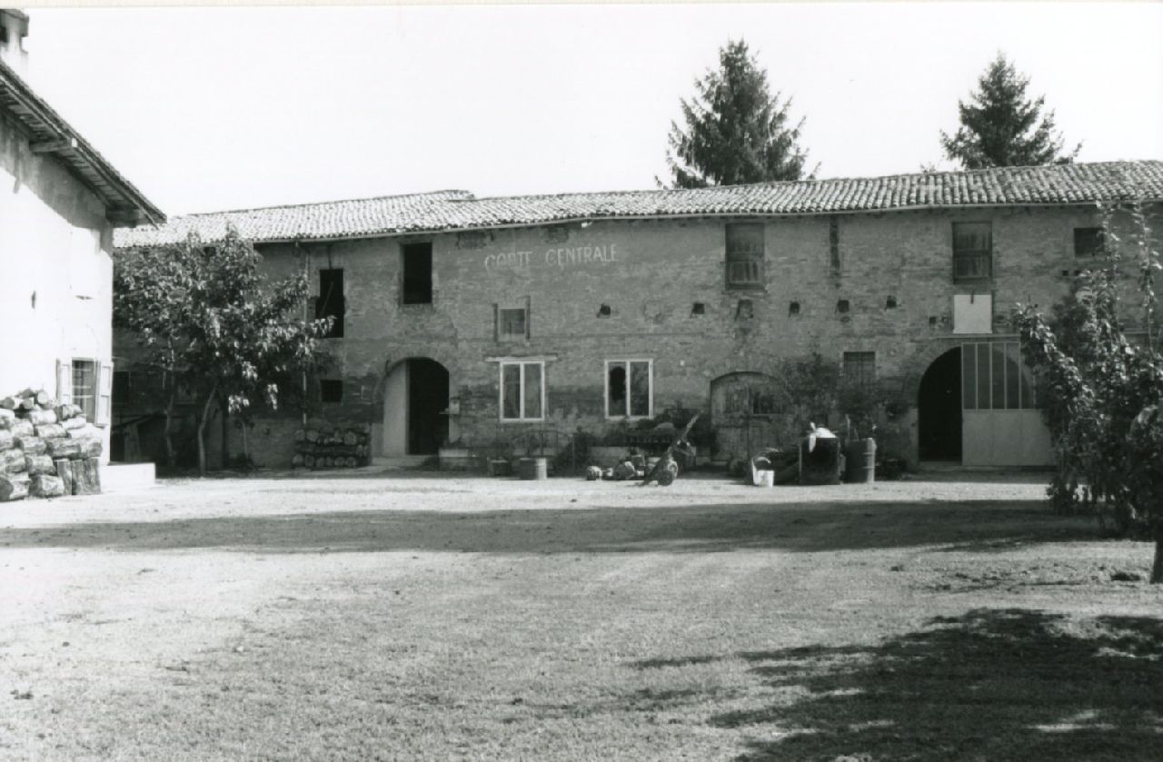 C. Via del Pilastro