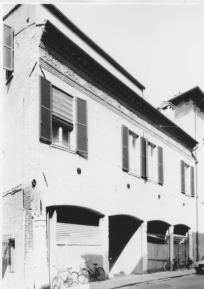 casa, plurifamiliare