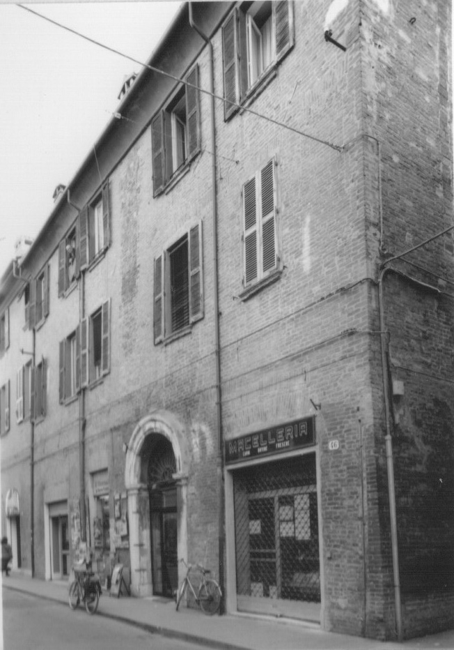 casa, plurifamiliare