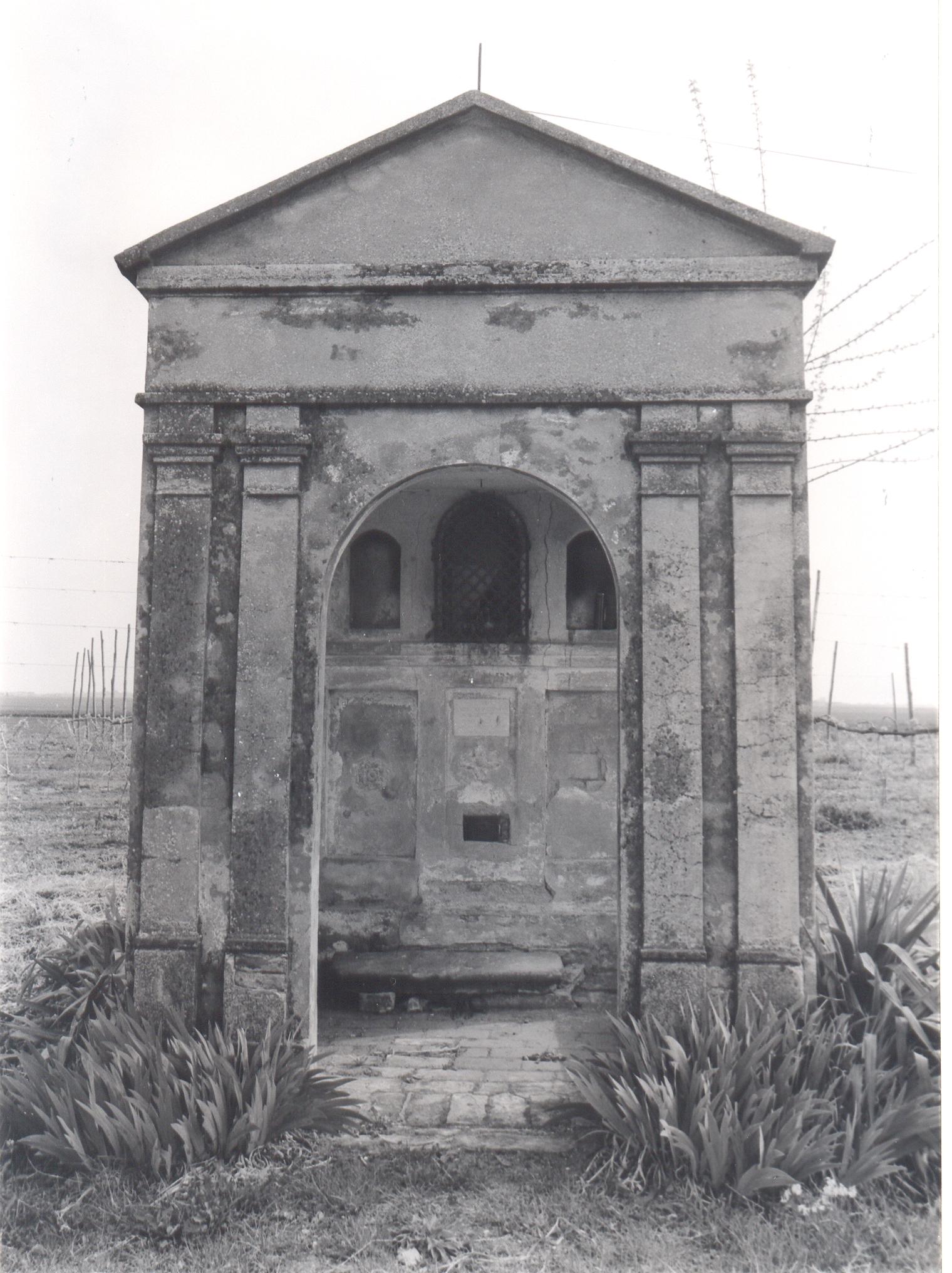 Edicola in via Riolo