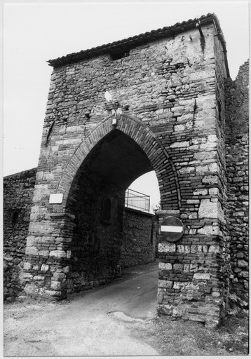 Porta dei Tre Santi