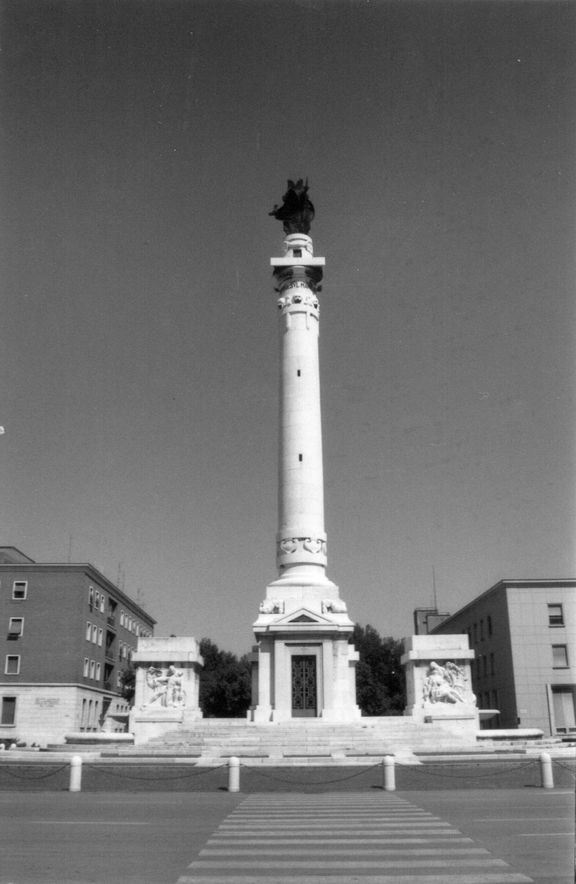 Monumento a tutti i Caduti
