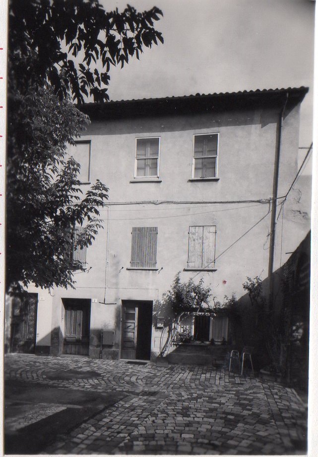 Avanzi di Mura di Bastione del XIV sec