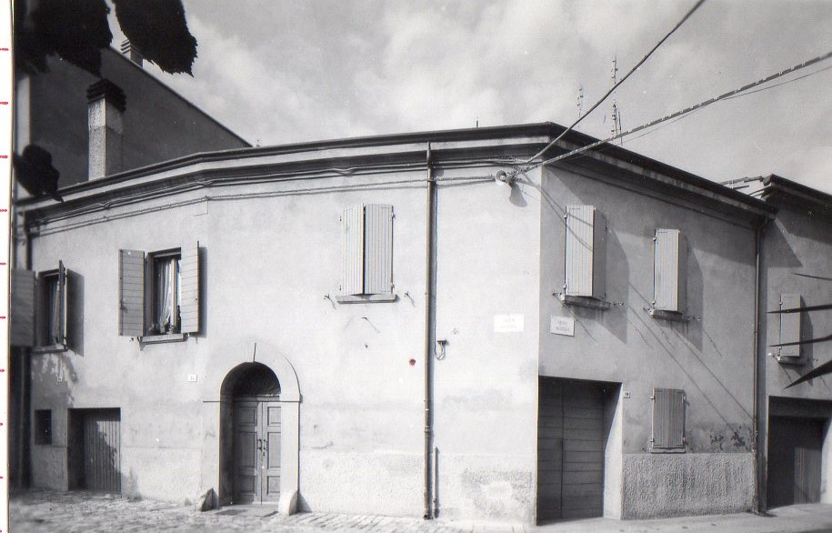 Avanzi di Mura di Bastione del XIV sec