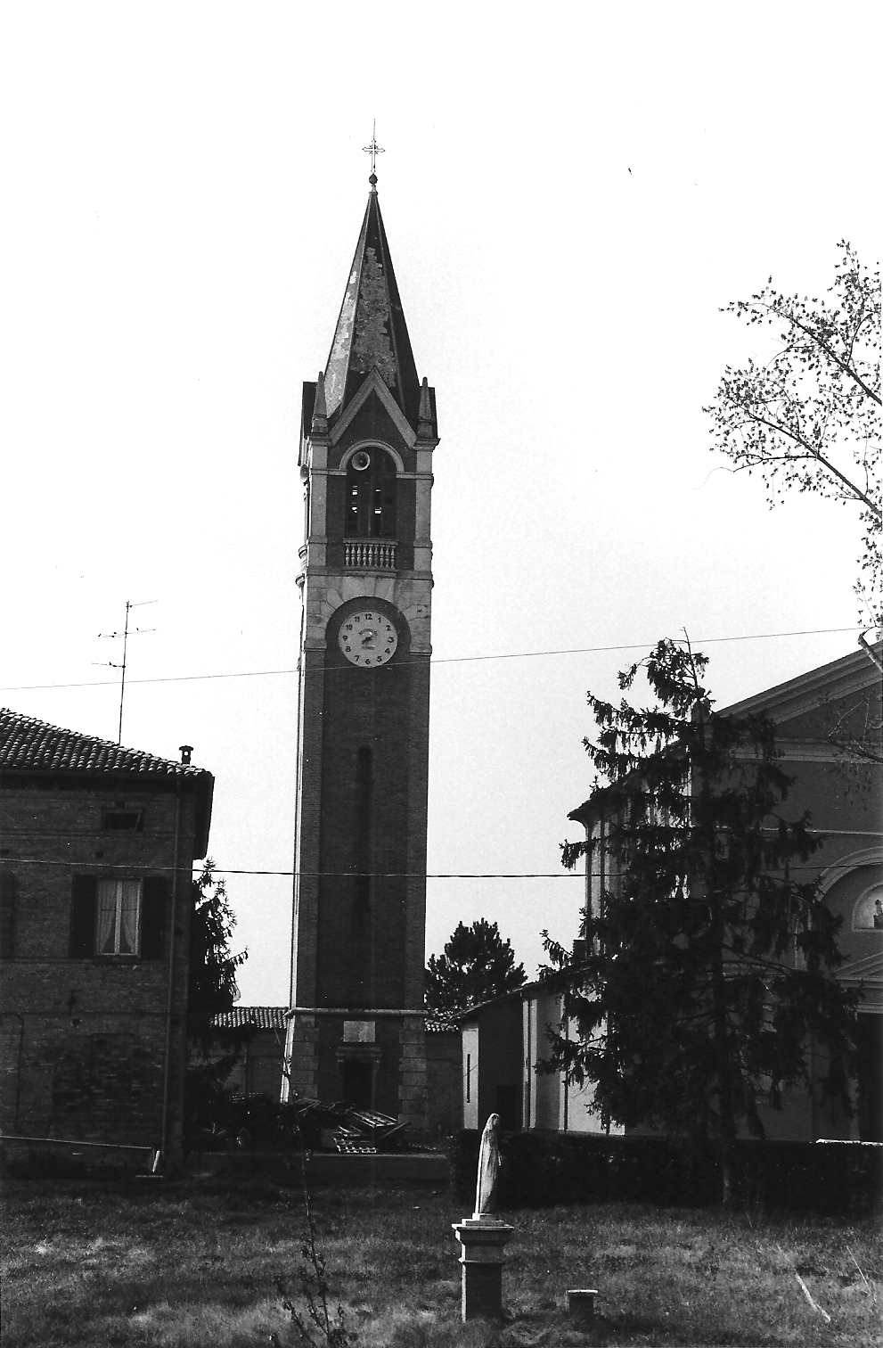 Campanile della Chiesa della Natività della B. Vergine Maria