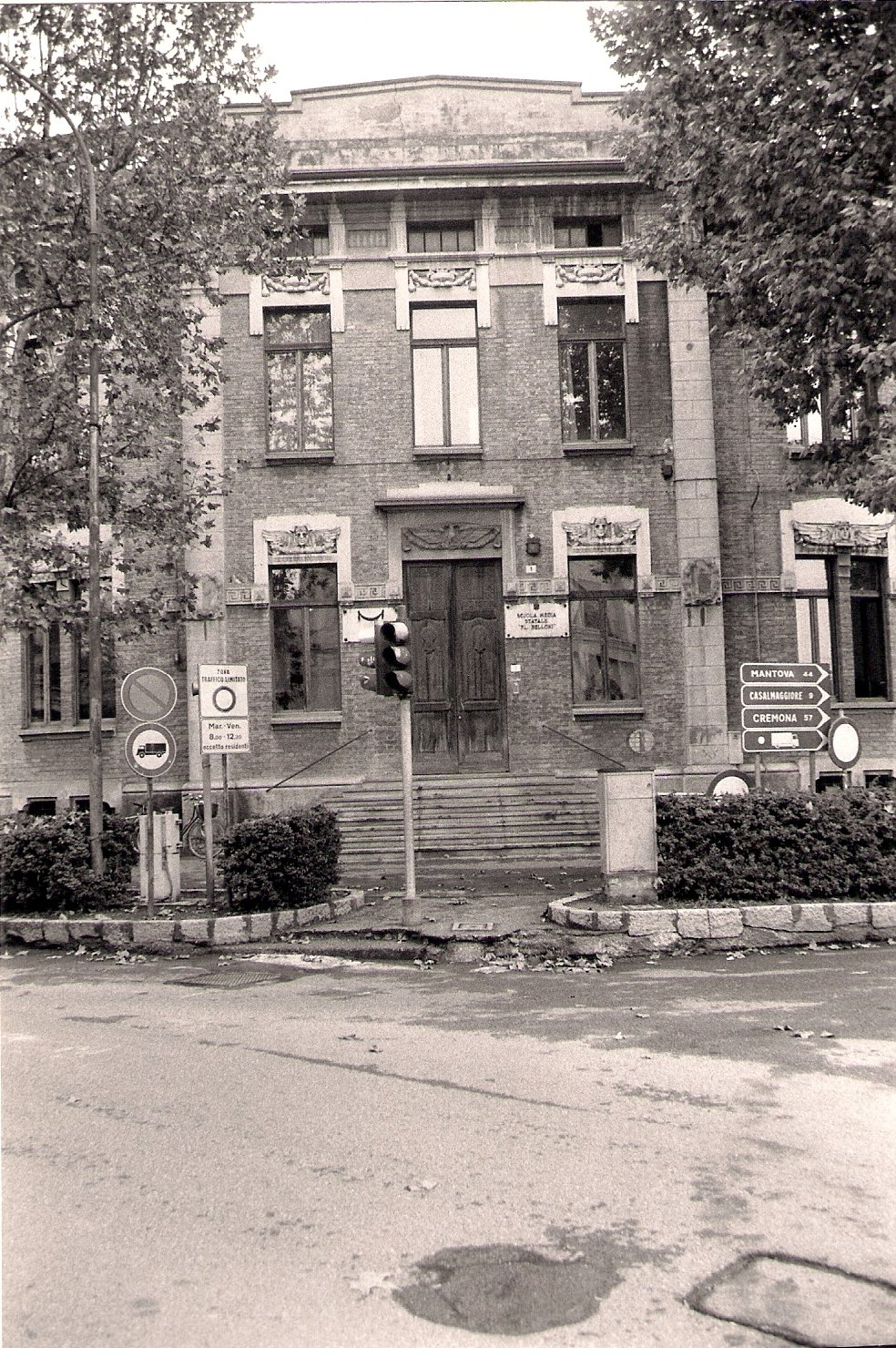 Scuola elementare Pier Luigi Belloni
