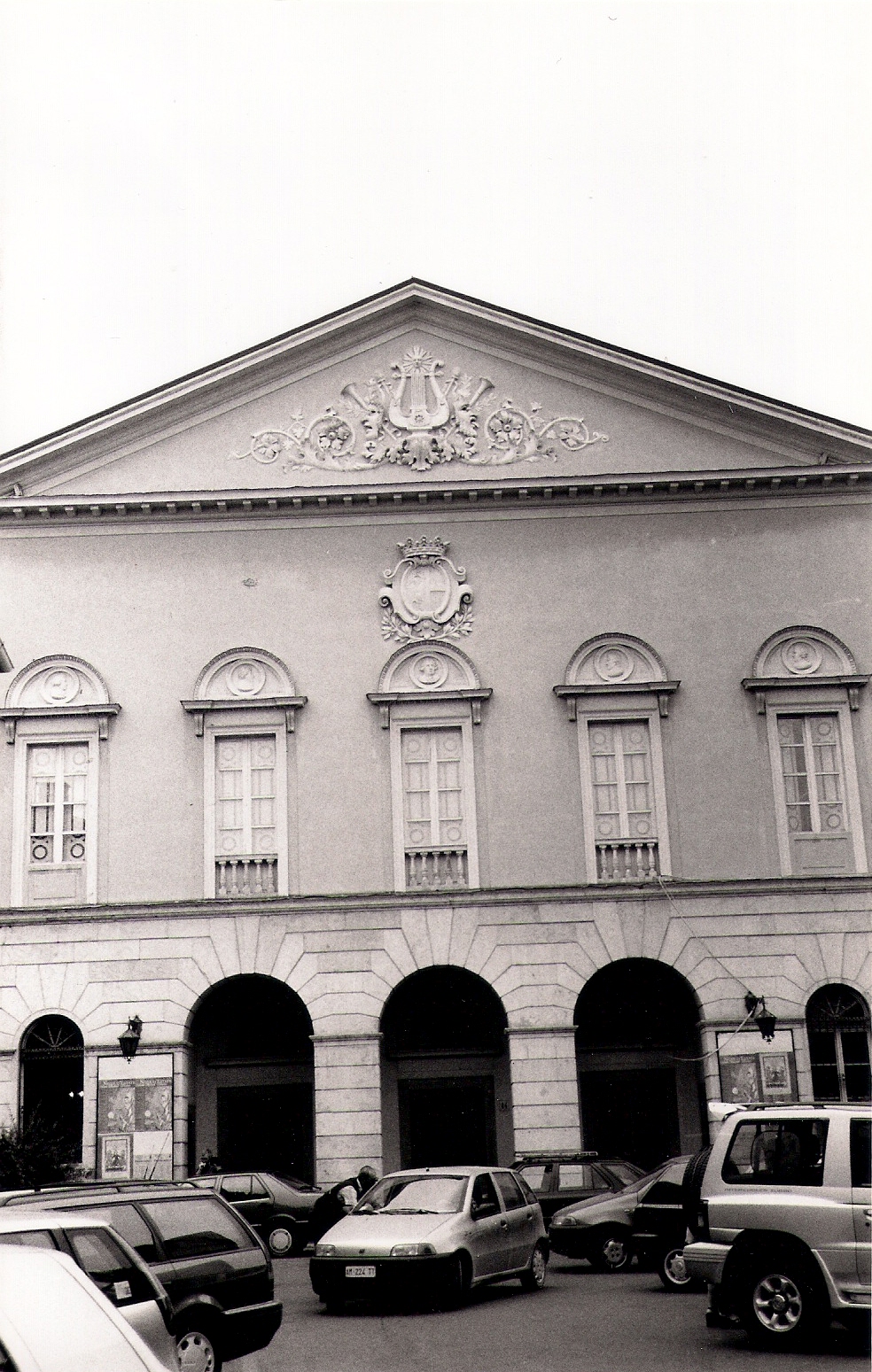 Teatro Comunale "Girolamo Magnani"