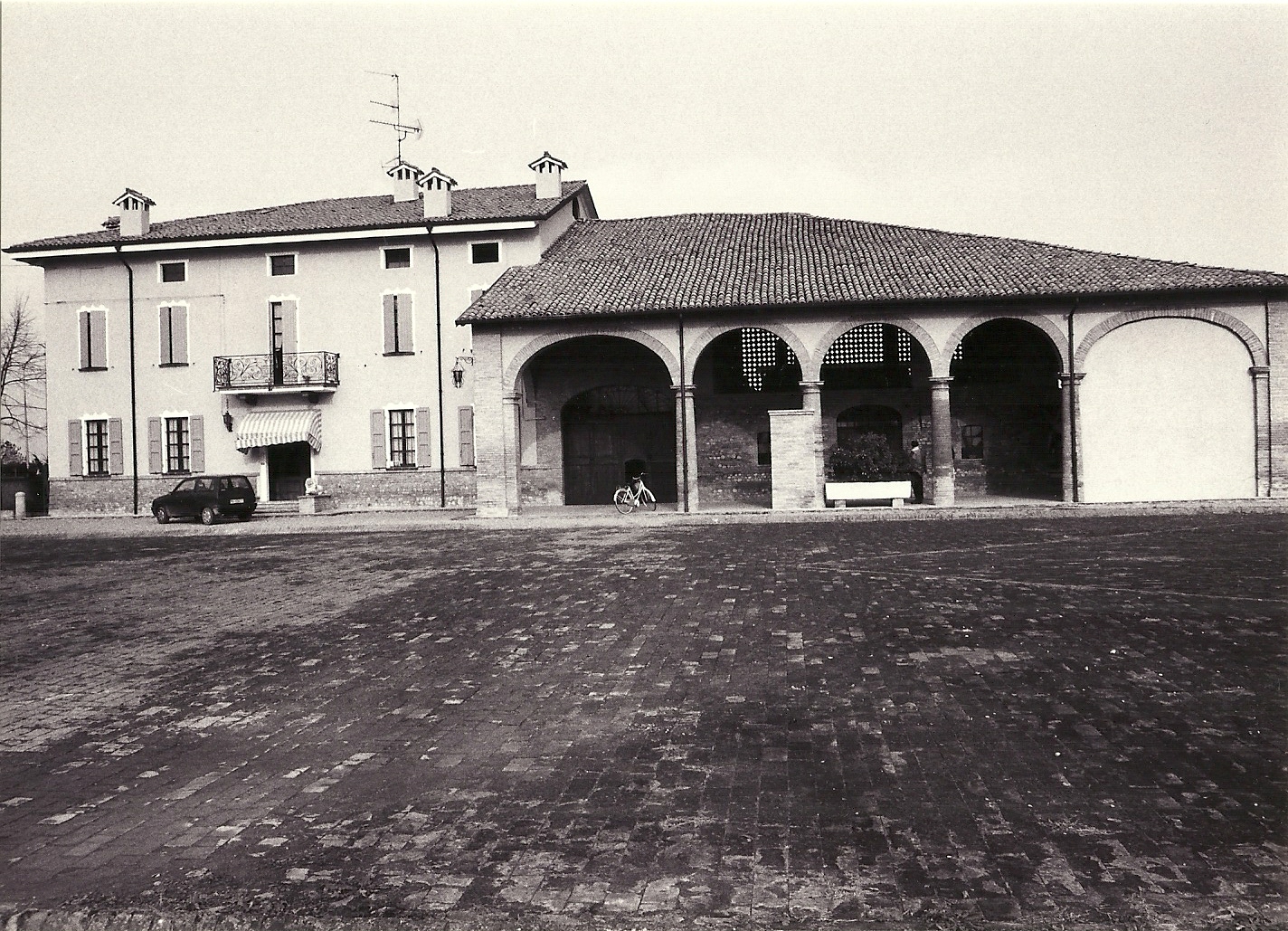 Casale rurale di via Bertolotta 28