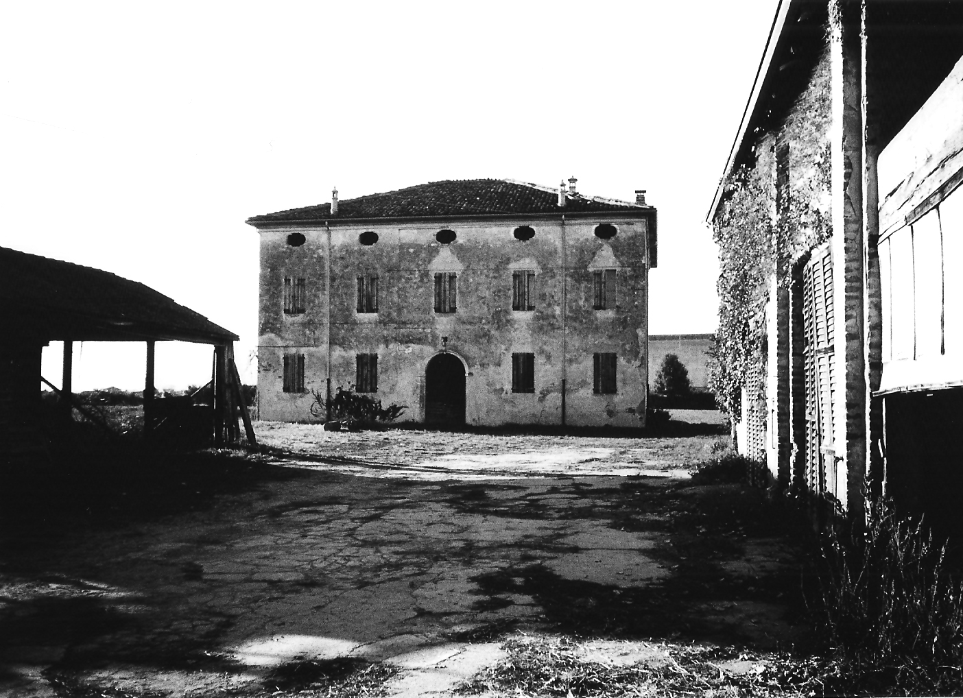 Casa di via Chiarenzana 9