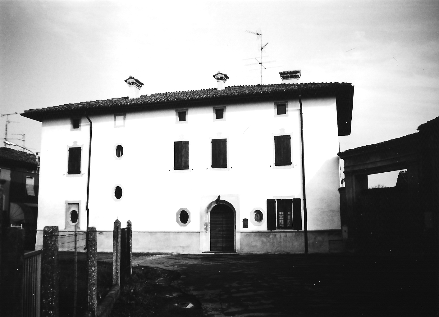 Casa di via Sfrondati 6