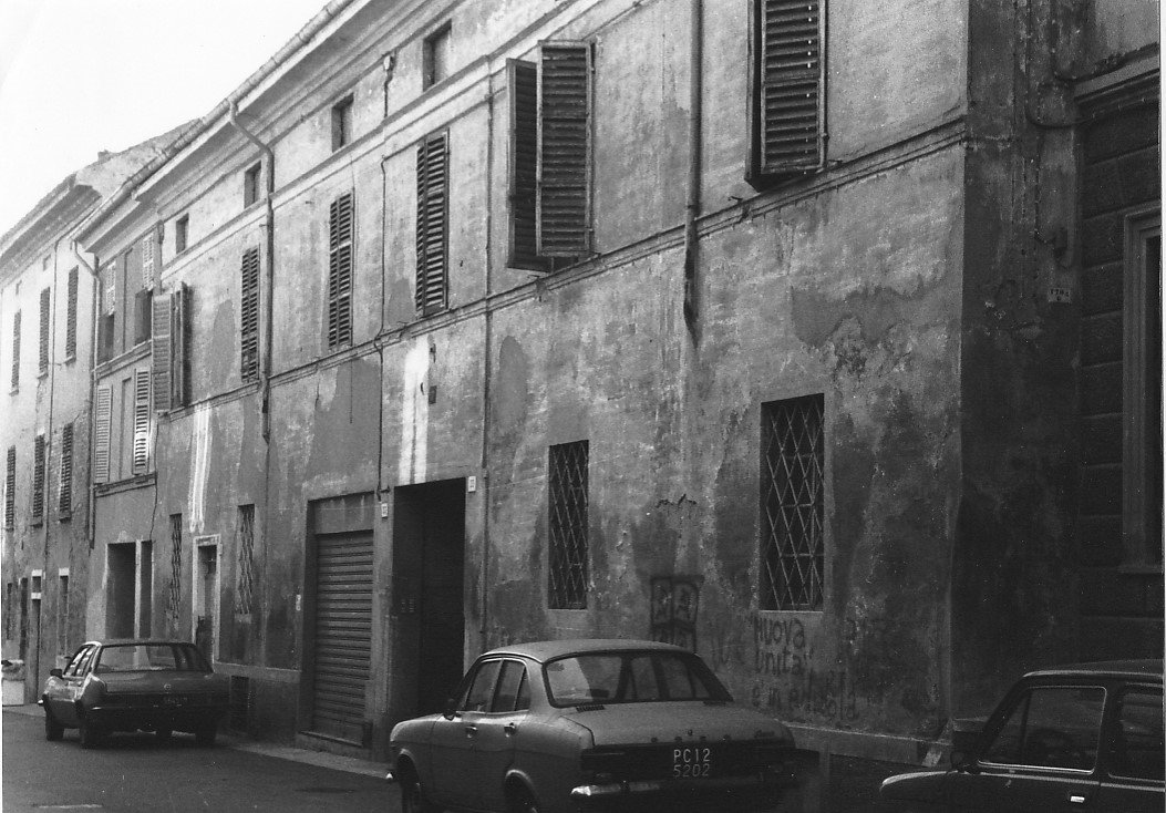 Casa di via Torta 33