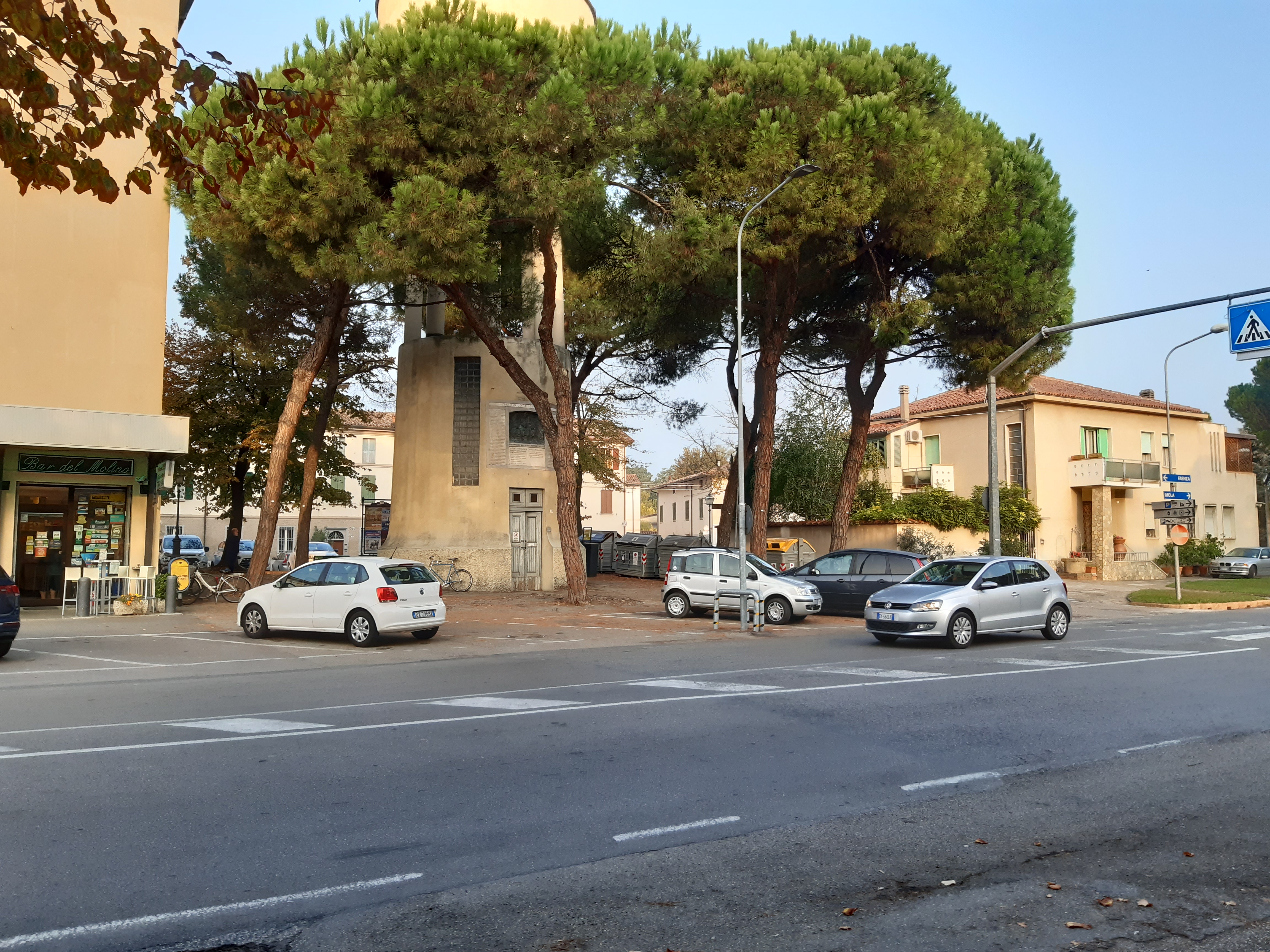 PIAZZA CADUTI DI SOLAROLO