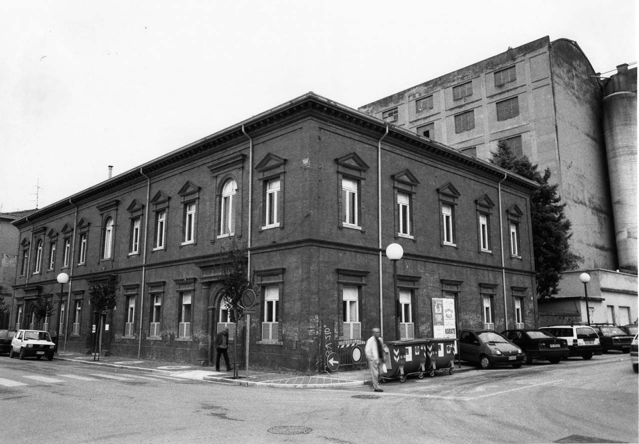 Elementare G. Pascoli
