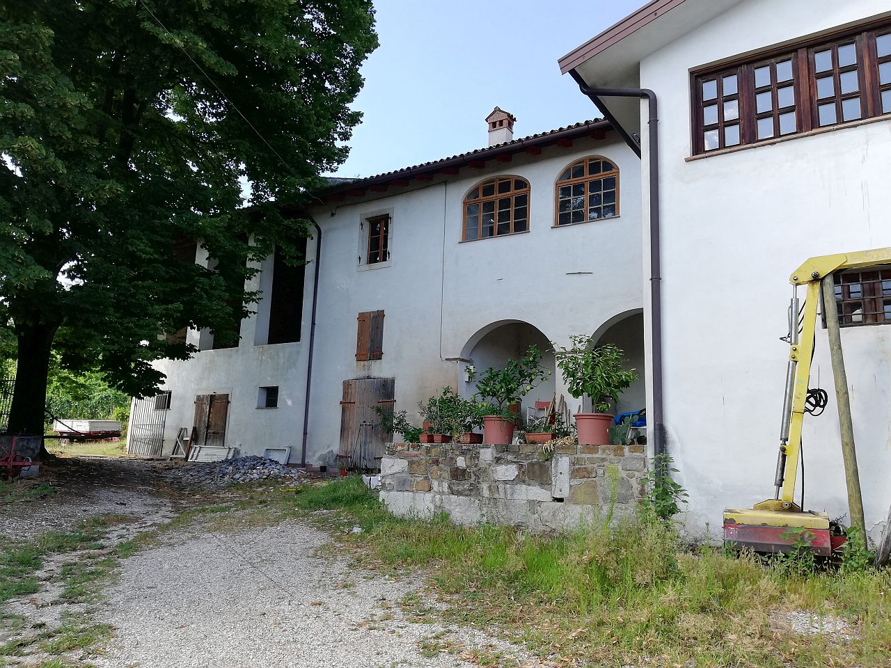 casa, con annessi