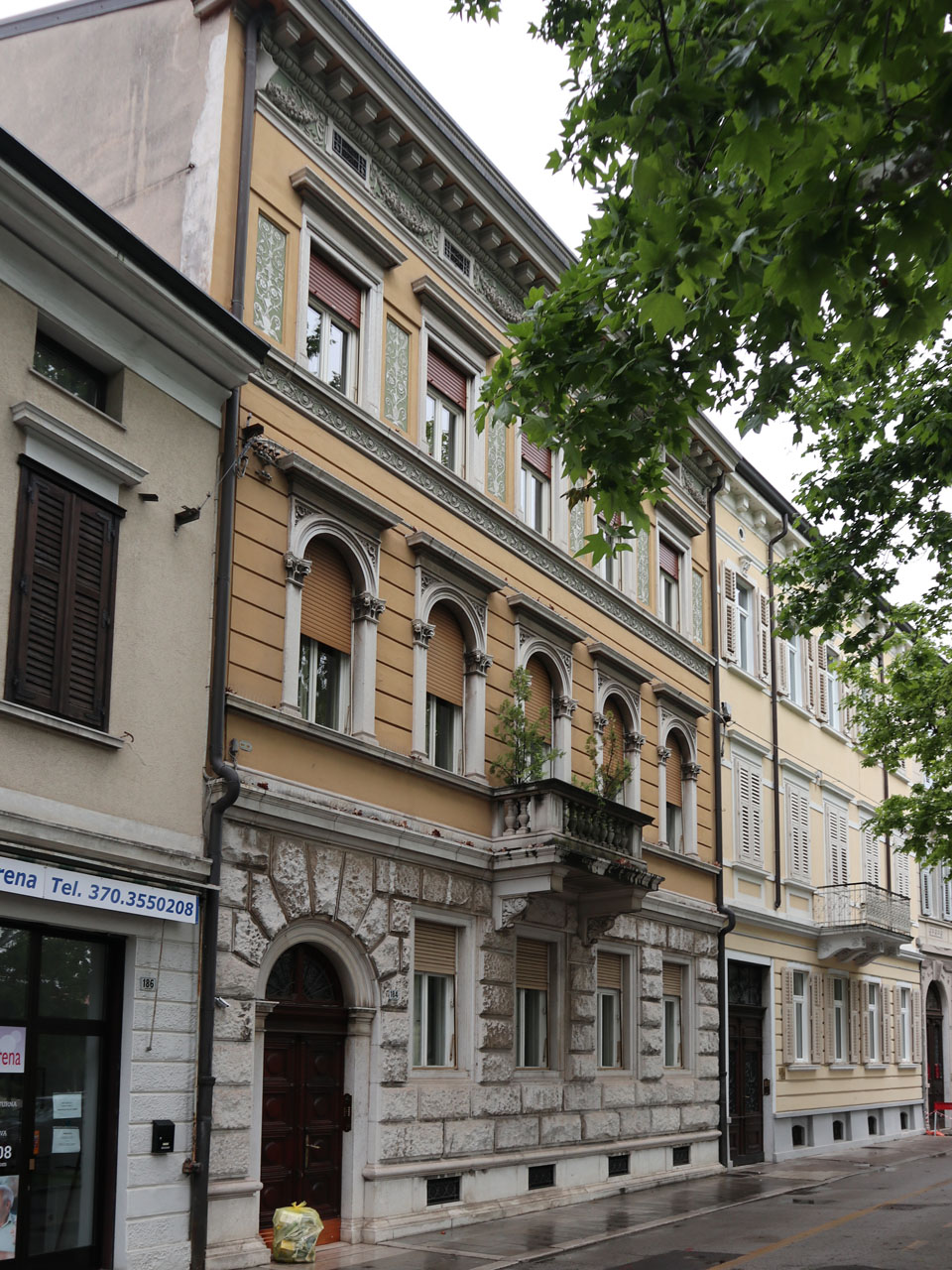 Casa Jona