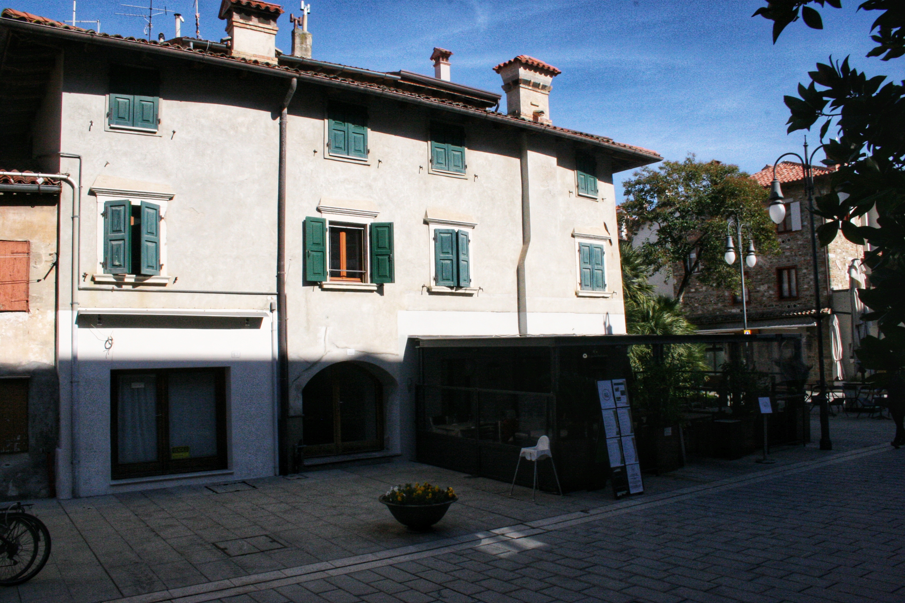 casa, a blocco, in linea