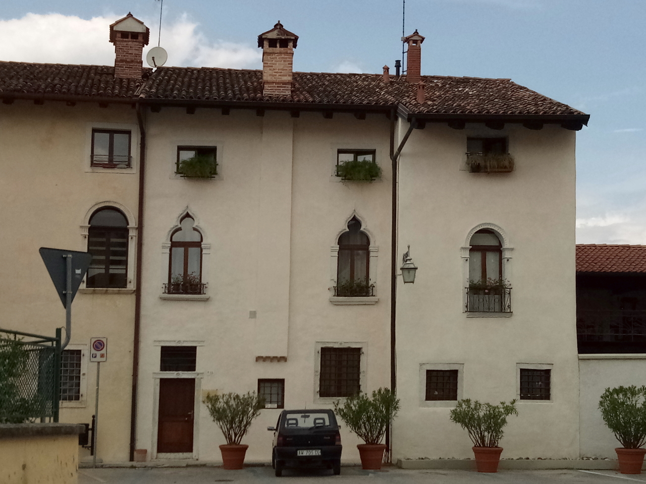 Casa Cancian, Blason
