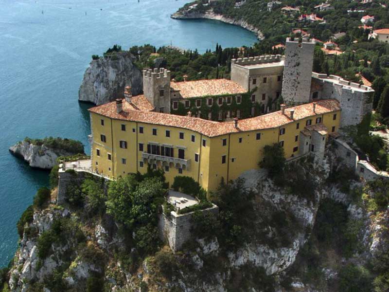 castello, Castello di Duino