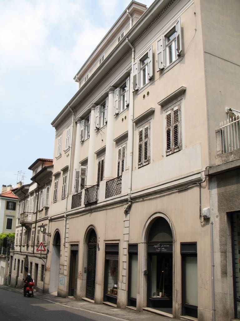 Casa Asta