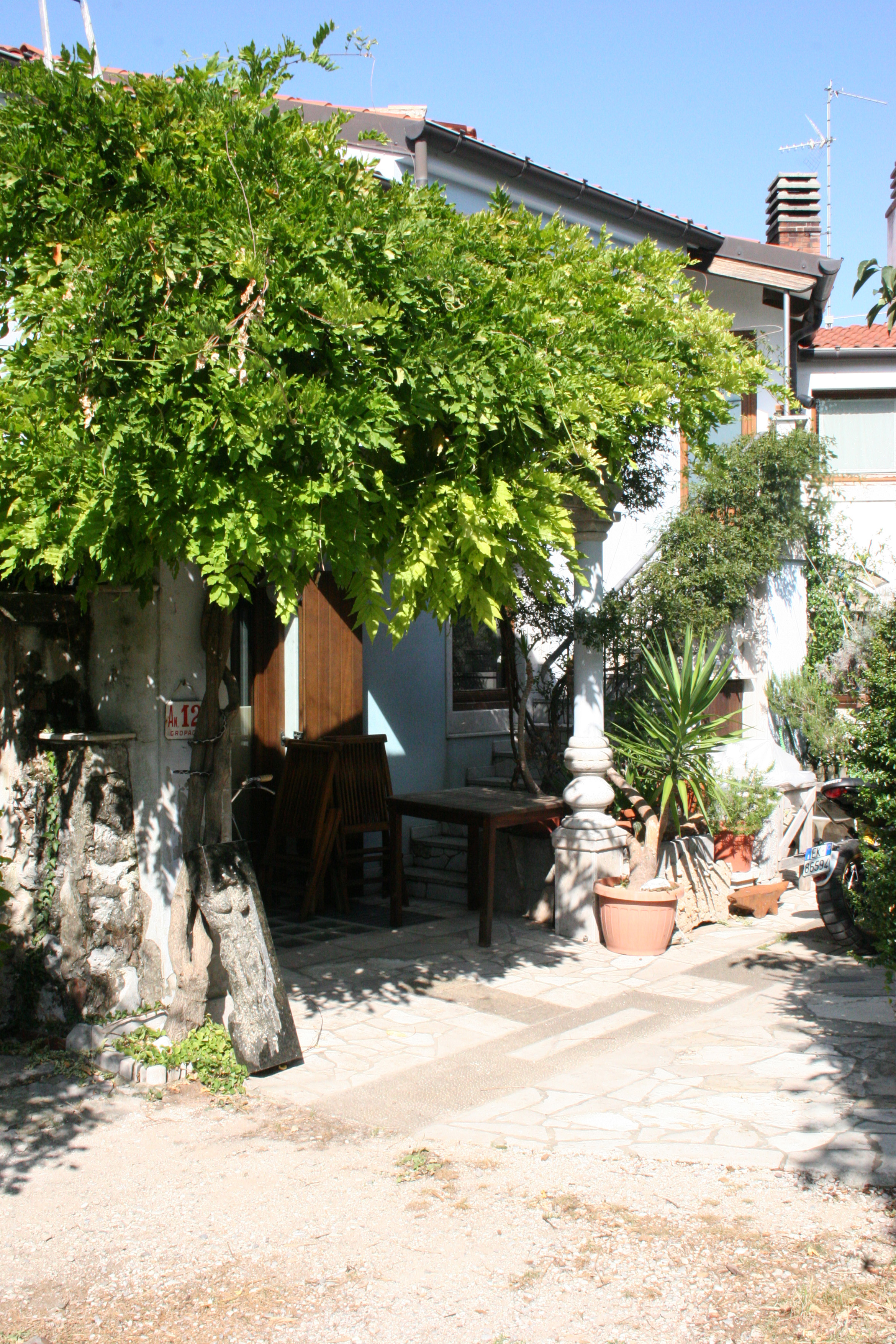 casa rurale su cortile