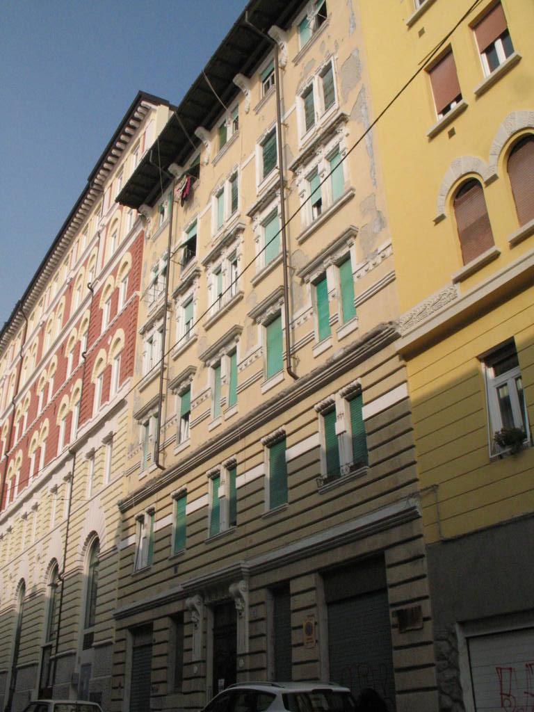 casa, plurifamiliare