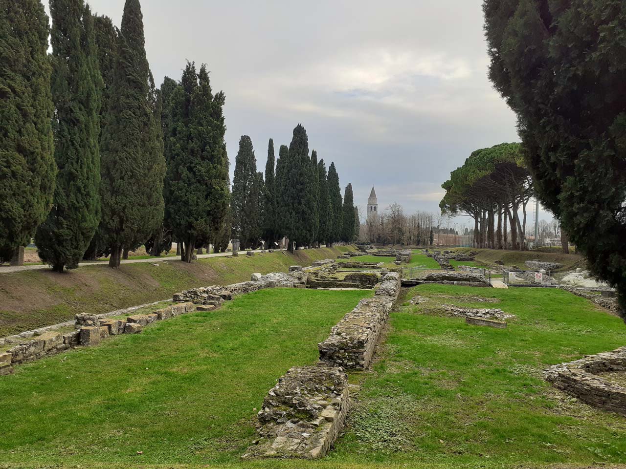 Via Sacra , Via degli Scavi