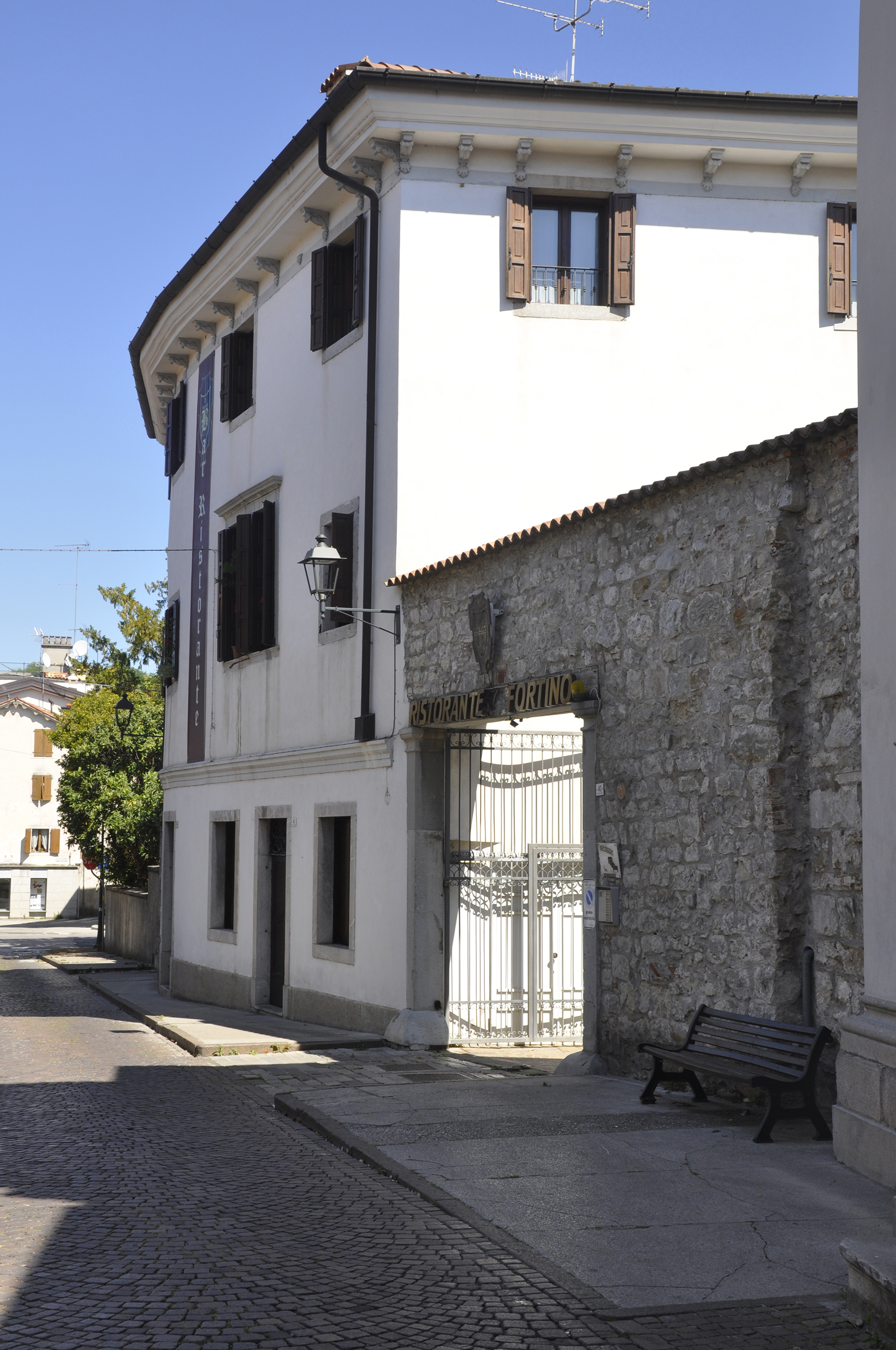 "Ristorante al fortino"