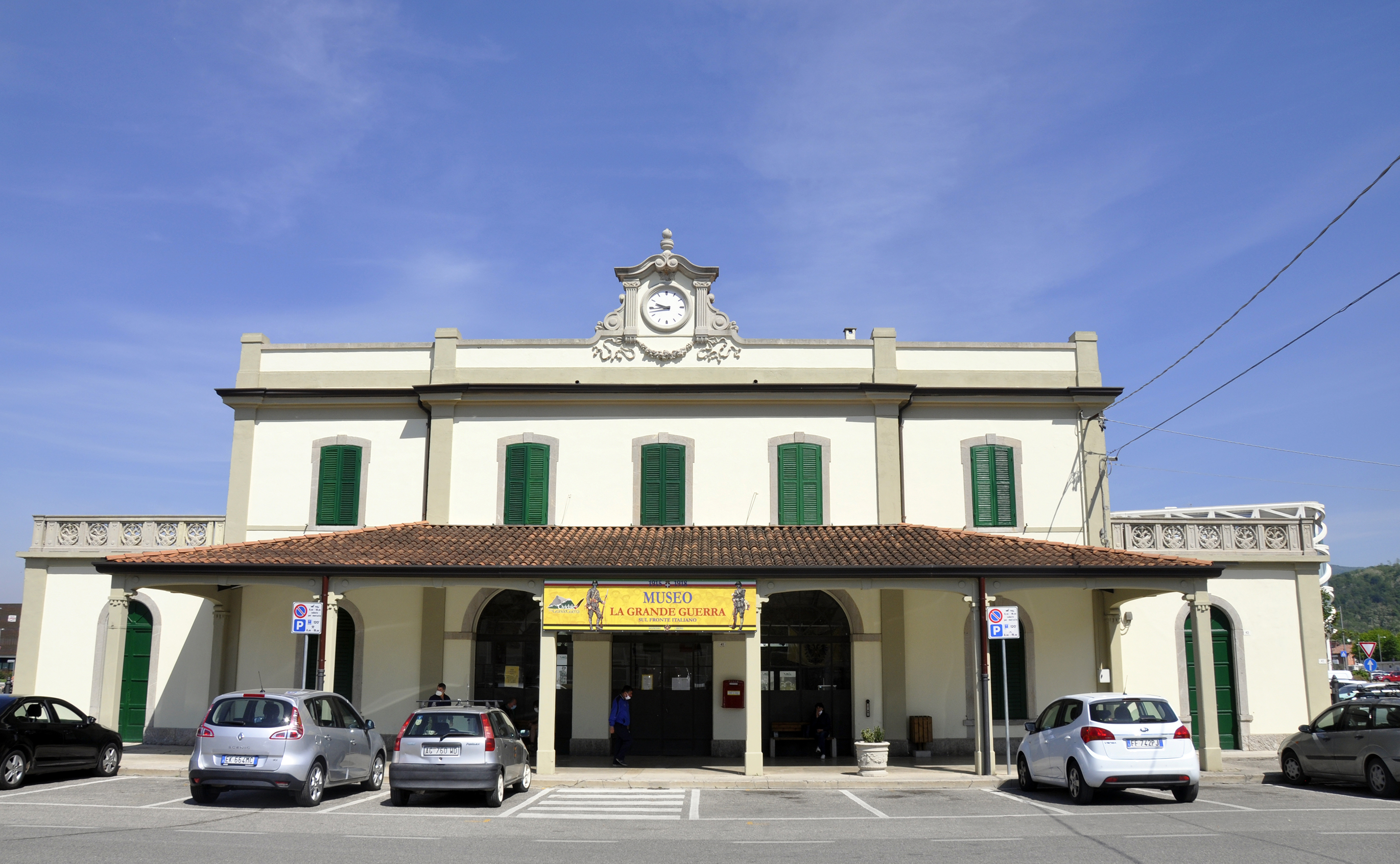 Stazione ferroviaria