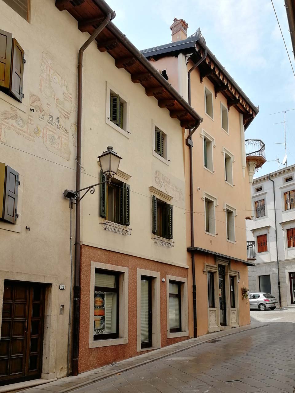 Immobile sito in Via Bini 28
