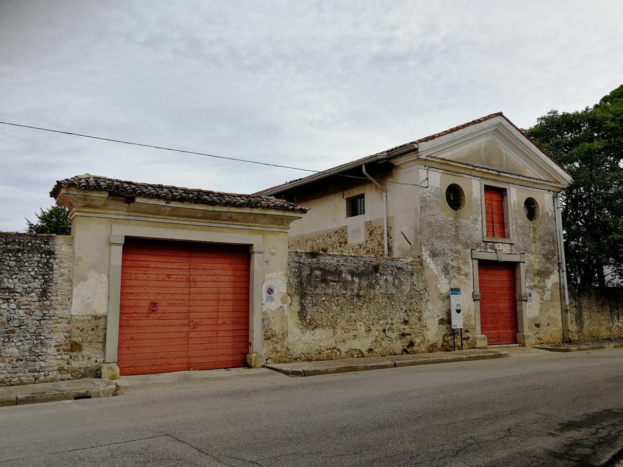Barchesse di Villa Beretta