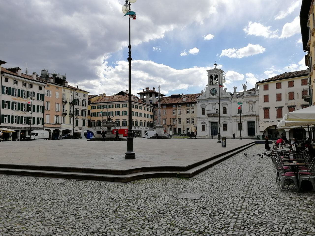 Complesso monumentale di Piazza Matteotti, plateatico ed edifici