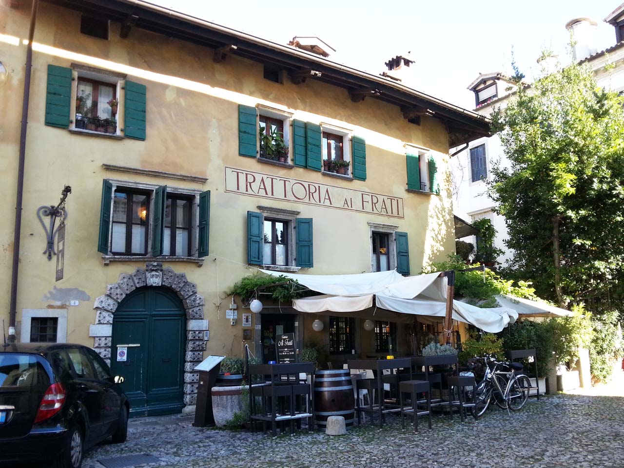 Edificio denominato "Ai Frati"
