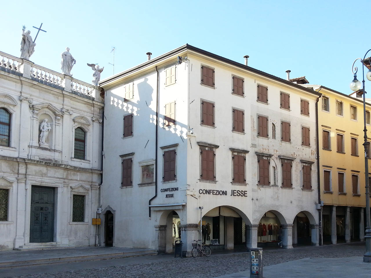 Palazzina in Piazza Giacomo Matteotti