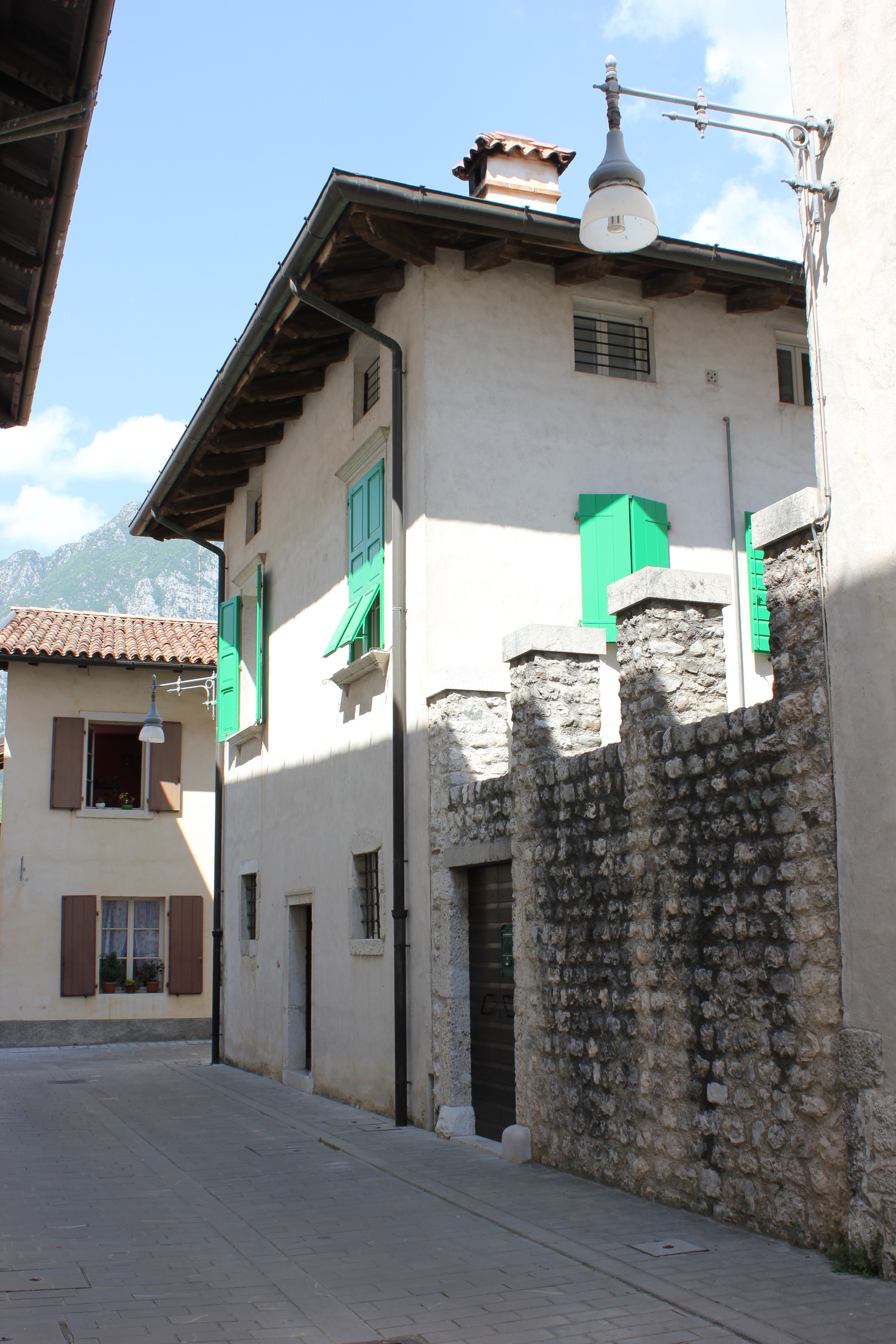 edificio annesso all'ex palazzo Mattiassi
