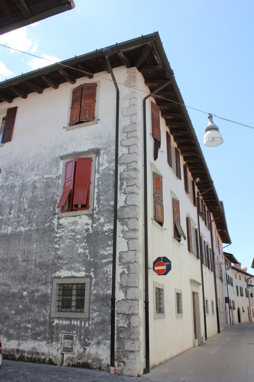 edificio in stile cinquecentesco