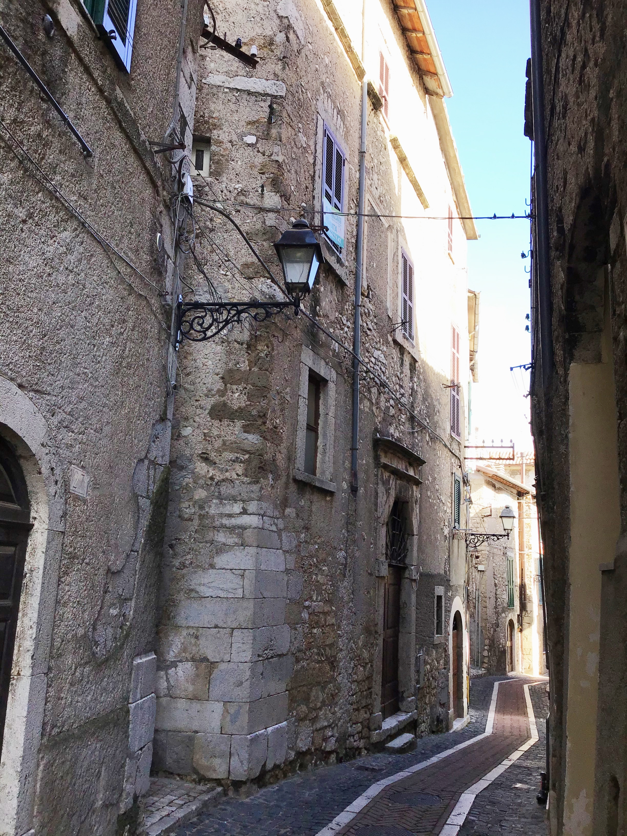 [Palazzo privato in via Vittorio Emanuele, 25]