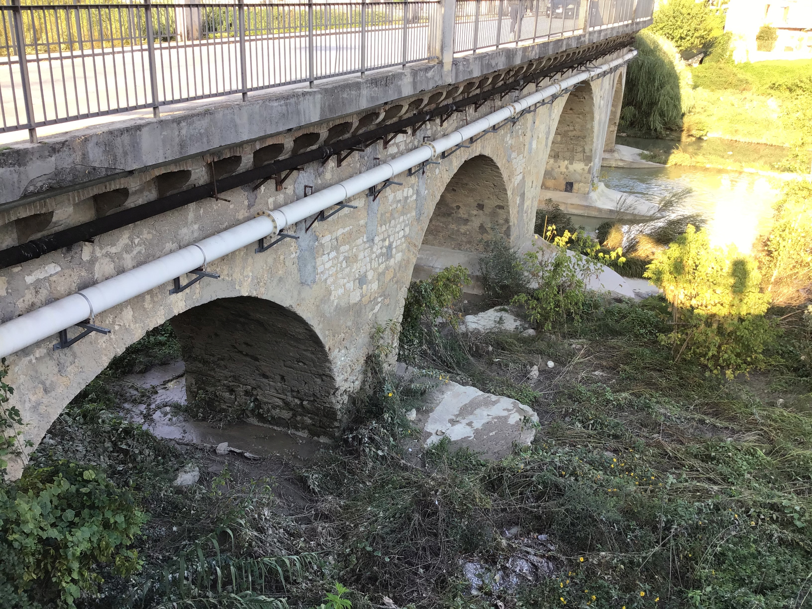 Ponte sul fiume Liri
