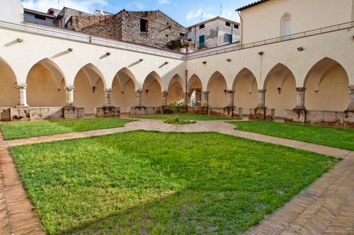 Chiostro dell'ex convento di S. Domenico
