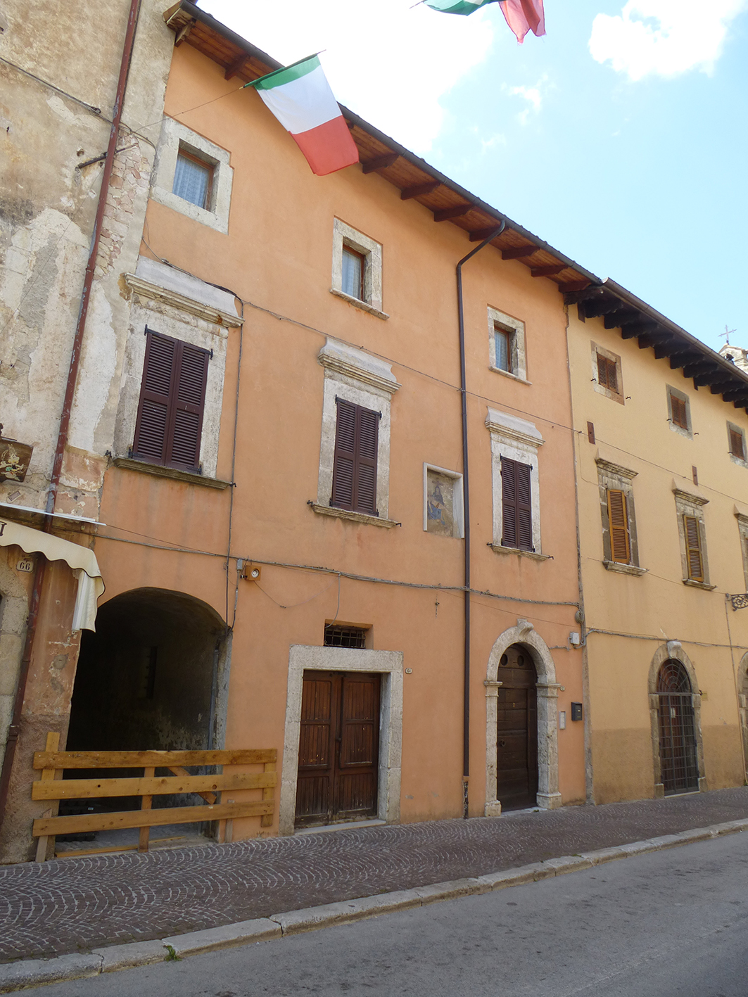 Edificio di abitazione in Corso San Giuseppe da Leonessa, 62-64