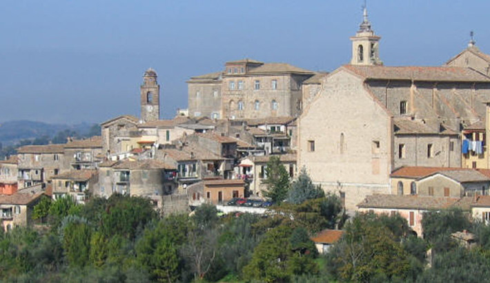 [Torre di difesa in Via Cavour]