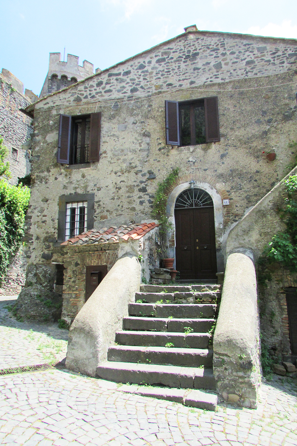 [Casa privata in via della Rotonda, 9, 11, 13]