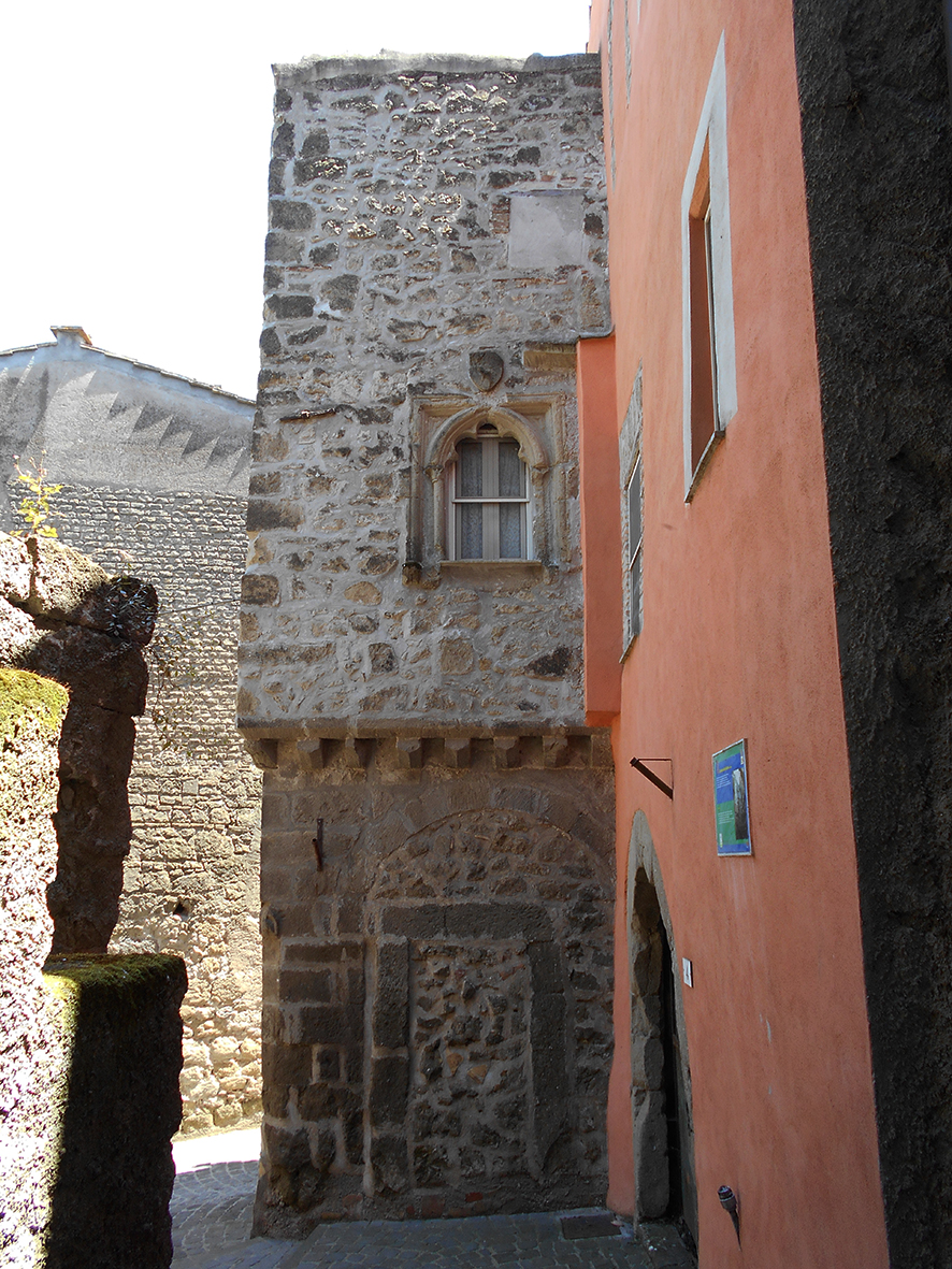 [Casa privata in via Duomo, 7]